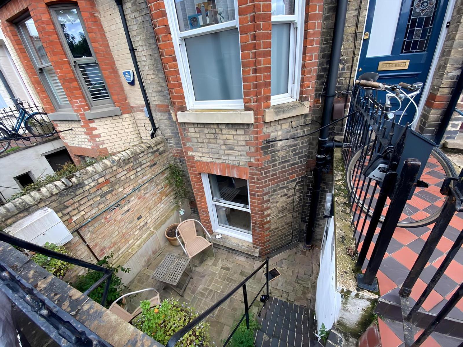 Stunning 1Br - Super Central- Peaceful Area - Lower Ground Apartment CBG Exterior foto